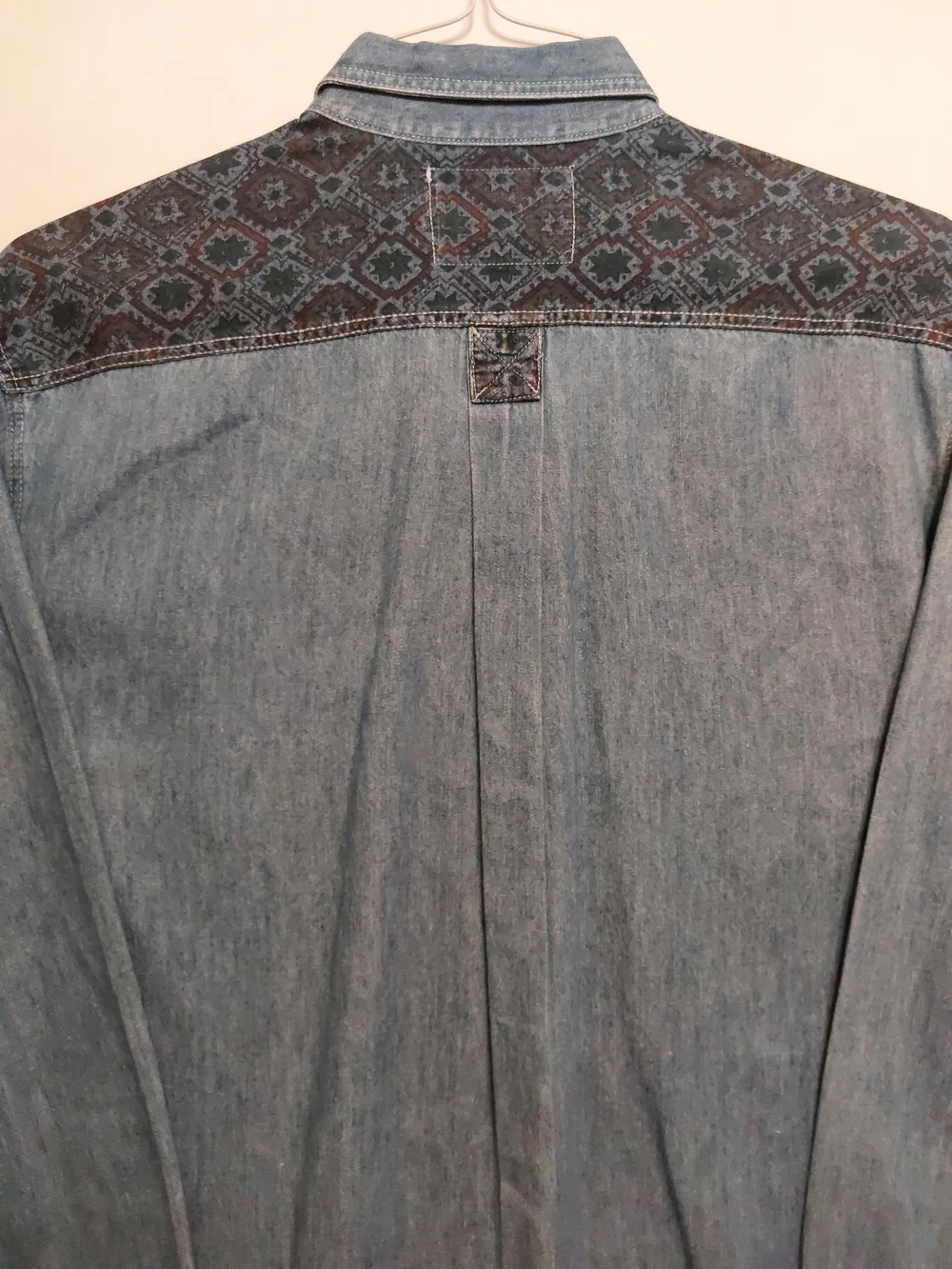 Vintage Levi's Light Blue Denim Shirt Jacket with Dark Patterned Yoke